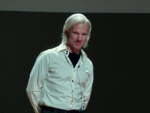 Julian Assange primo trailer del film The Fifth Estate