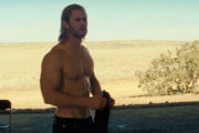 Chris Hemsworth torso nudo Thor