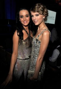 Taylor Swift: "Katy (Perry) chi?”