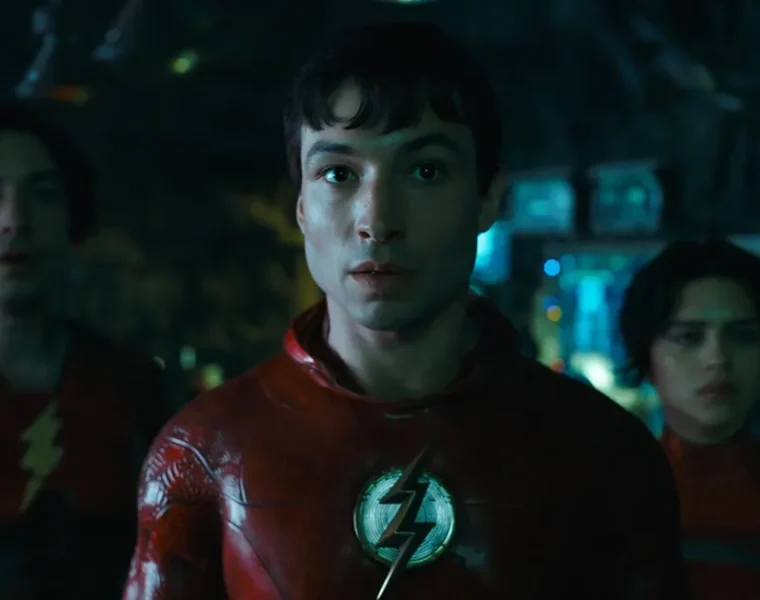 Ezra Miller ha girato nuovi episodi di The Flash la scorsa settimana