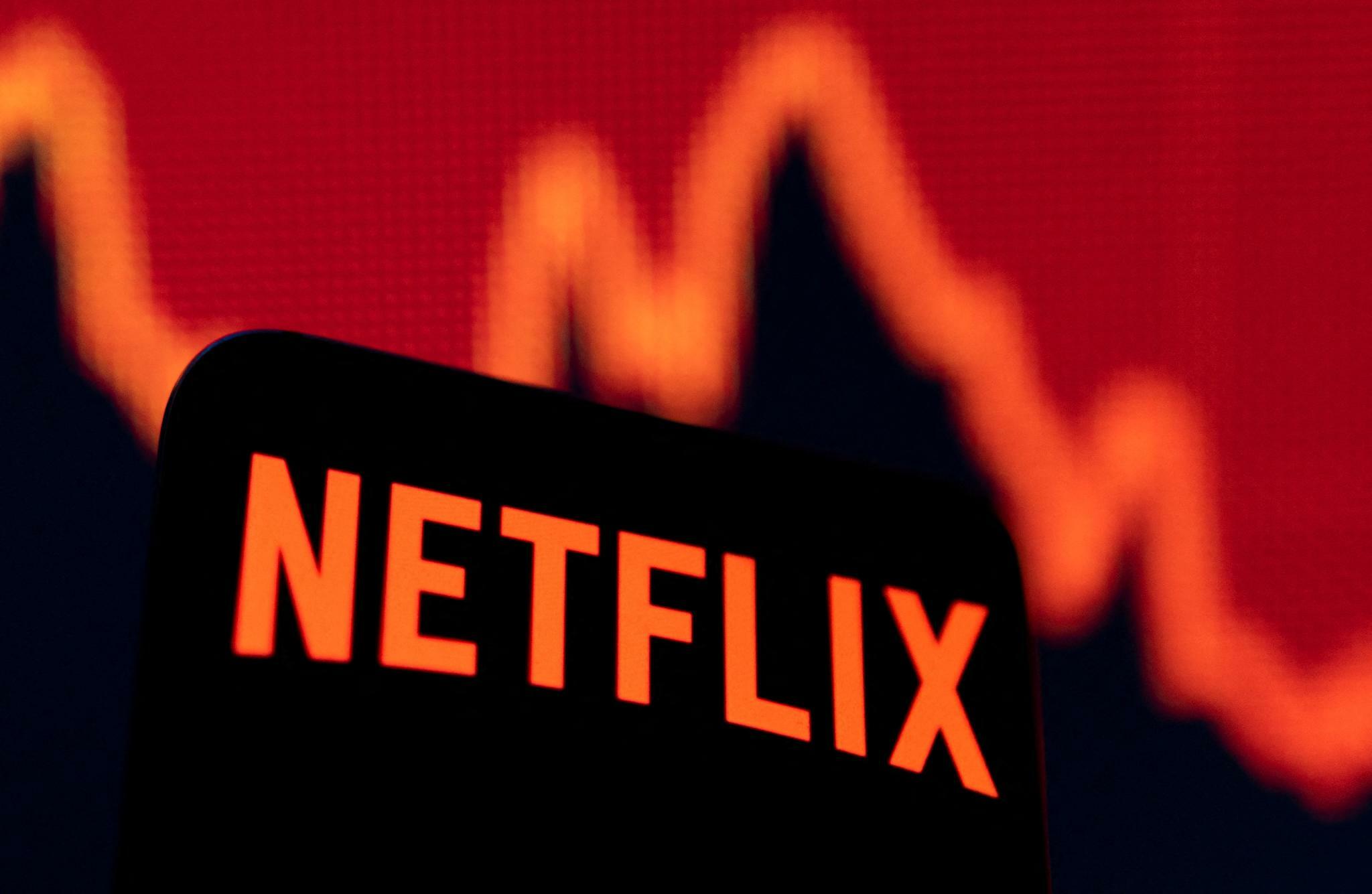 Netflix, stretta di Natale dal 2023 stop alla condivisione dell'account