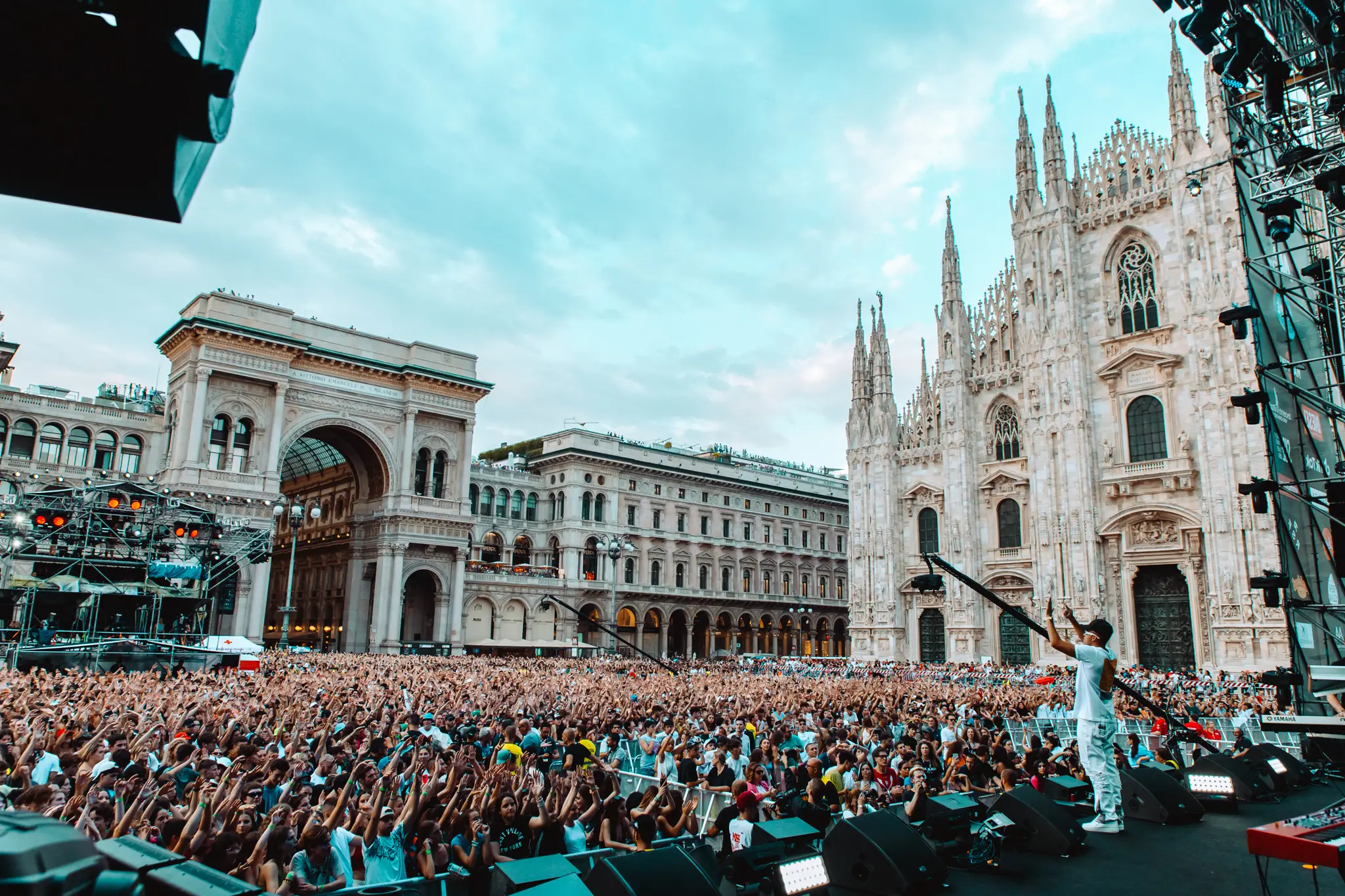 Fedez annuncia LoveMi 2024, data e novità sull’evento