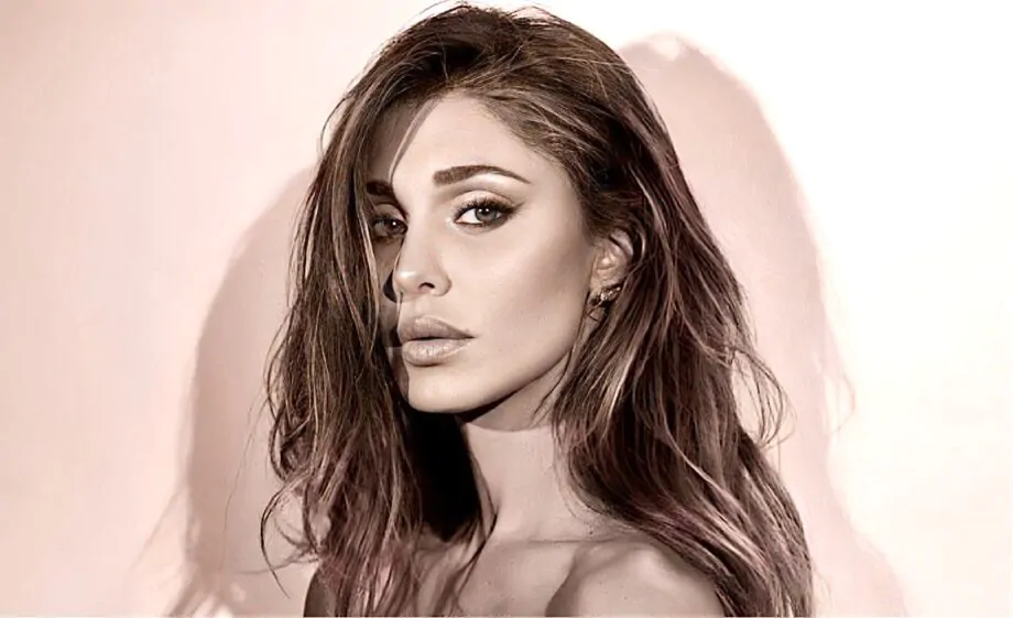 Mister Movie | Belen Rodriguez nella bufera: lite in strada ripresa in video, ma è davvero rissa? Mister Movie | Belen Rodriguez nella bufera: lite in strada ripresa in video, ma è davvero rissa?