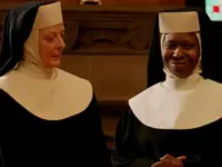 Sister Act 3, Whoopi Goldberg rompe il silenzio sui ritardi: «Sto invecchiando»