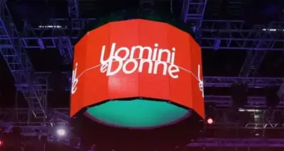 Uomini e Donne: Sfida di Ballo, Bacio e Polemiche. Anticipazioni Shock!