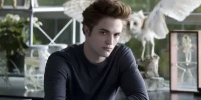 Robert Pattinson, la paternità cambia le sue abitudini: «Esco meno e vado a letto presto»