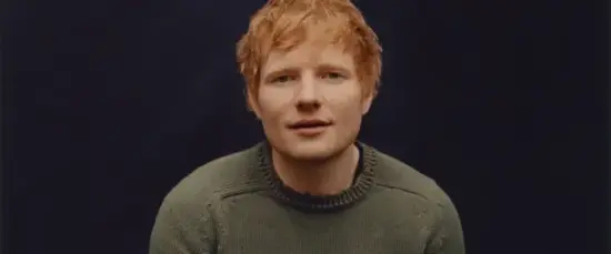 Ed Sheeran scoppia a piangere sul palco: «Mi sento abbandonato da amici e famiglia»