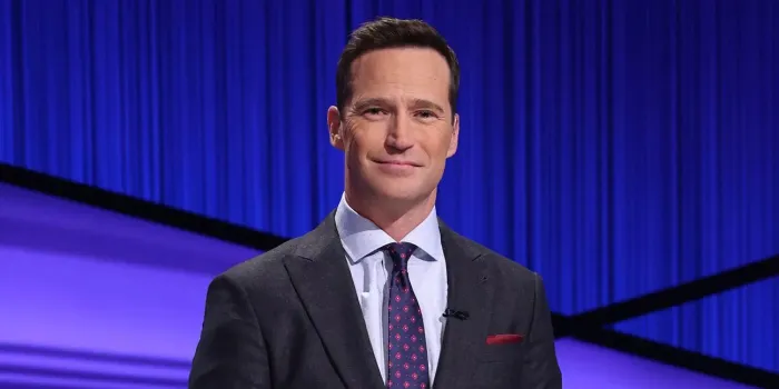Immagine Copertina «Mike Richards post Jeopardy! trova casa: Nuovo ruolo chiave in The Daily Wire»