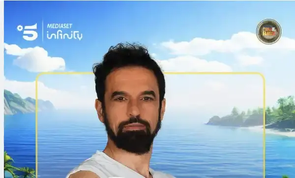 Mister Movie | Dino Giarrusso sbarca a L’Isola dei Famosi e svela il motivo della sua scelta Mister Movie | Dino Giarrusso sbarca a L’Isola dei Famosi e svela il motivo della sua scelta