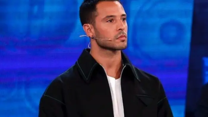 AMA, Jennifer Lopez bacia Giuseppe Giofrè, Ballerino Italiano Star da Amici! AMA, Jennifer Lopez bacia Giuseppe Giofrè, Ballerino Italiano Star da Amici!