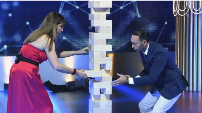 Mister Movie | Scandalo a The Couple, Striscia la Notizia smaschera la “barata” di Manila e Stefano! Mister Movie | Scandalo a The Couple, Striscia la Notizia smaschera la “barata” di Manila e Stefano!