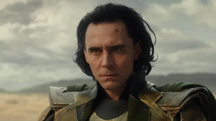 Mister Movie Tom Hiddleston Ritorna come Loki in Avengers: Doomsday? Ecco cosa sappiamo! Mister Movie Tom Hiddleston Ritorna come Loki in Avengers: Doomsday? Ecco cosa sappiamo!
