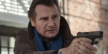 Liam Neeson Sorprende Tutti: Un suo Thriller d'Azione Oscuro Supera 'Taken' in Gradimento!